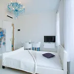 Collins Center Apartamento Pula