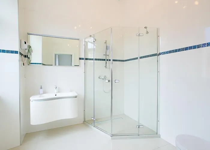 Collins Center * Пула