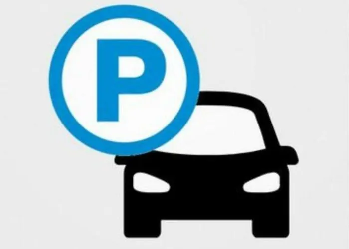 Collins Center Апартаменти *